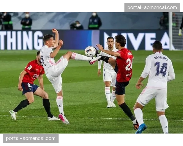 西甲官方就奥萨苏纳战皇马提交20项违规指控，涵盖辱骂口号与投掷杂物