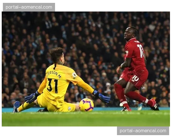 社论：英超争冠白热化，是精彩故事的开始还是功利足球的极致？